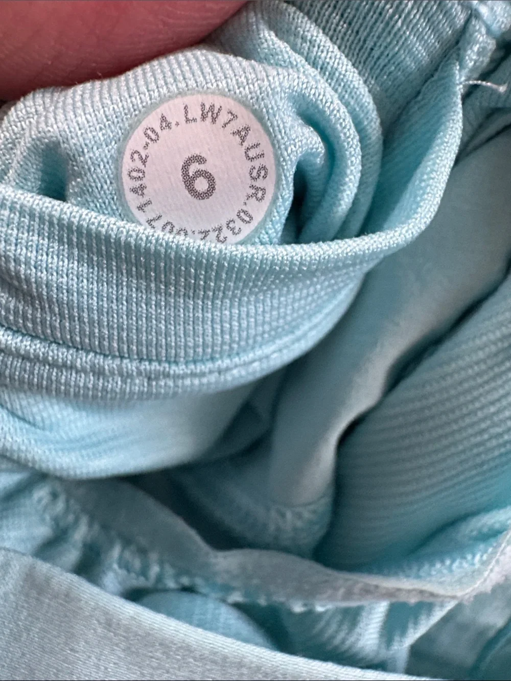 lululemon athletica light blue Hotty Hot athletic shorts 2.5 inch